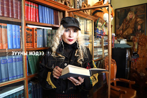 Нөхцөлгүй хайраар оршихуйгаа бүтээсэн Ядамсүрэнгийн Булган